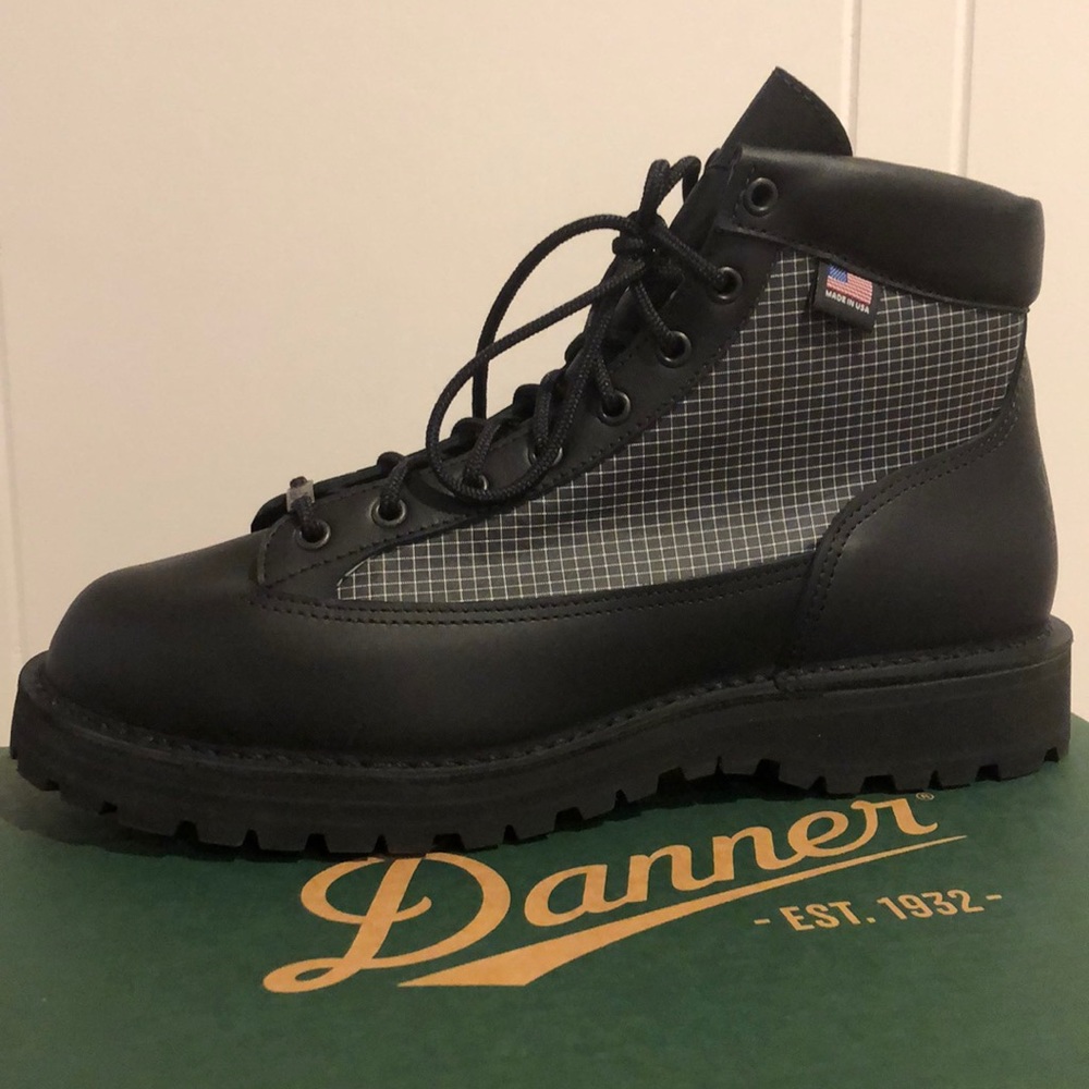 Men’s Danner Light Helinox Sz 10 EE Mountain Boots